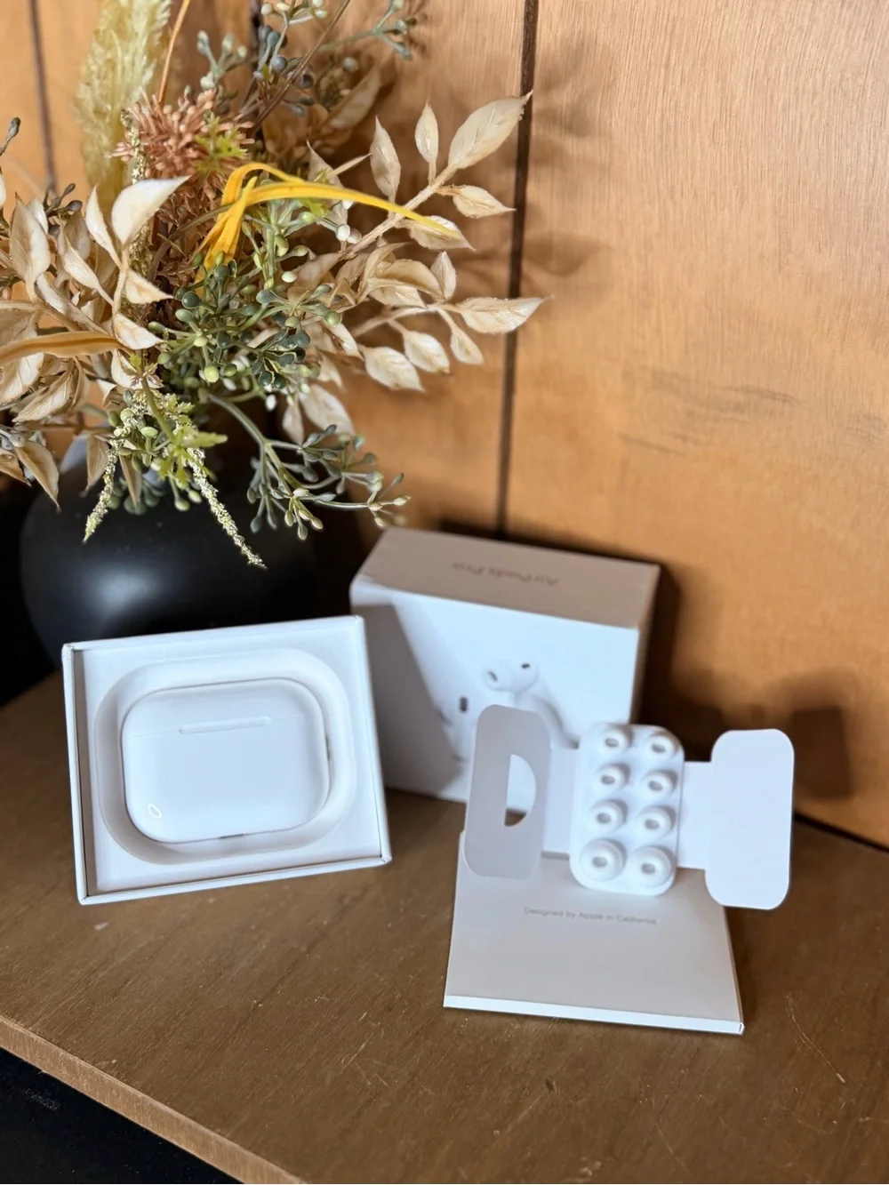 Apple White AirPods Pro (Charging Case & Box)